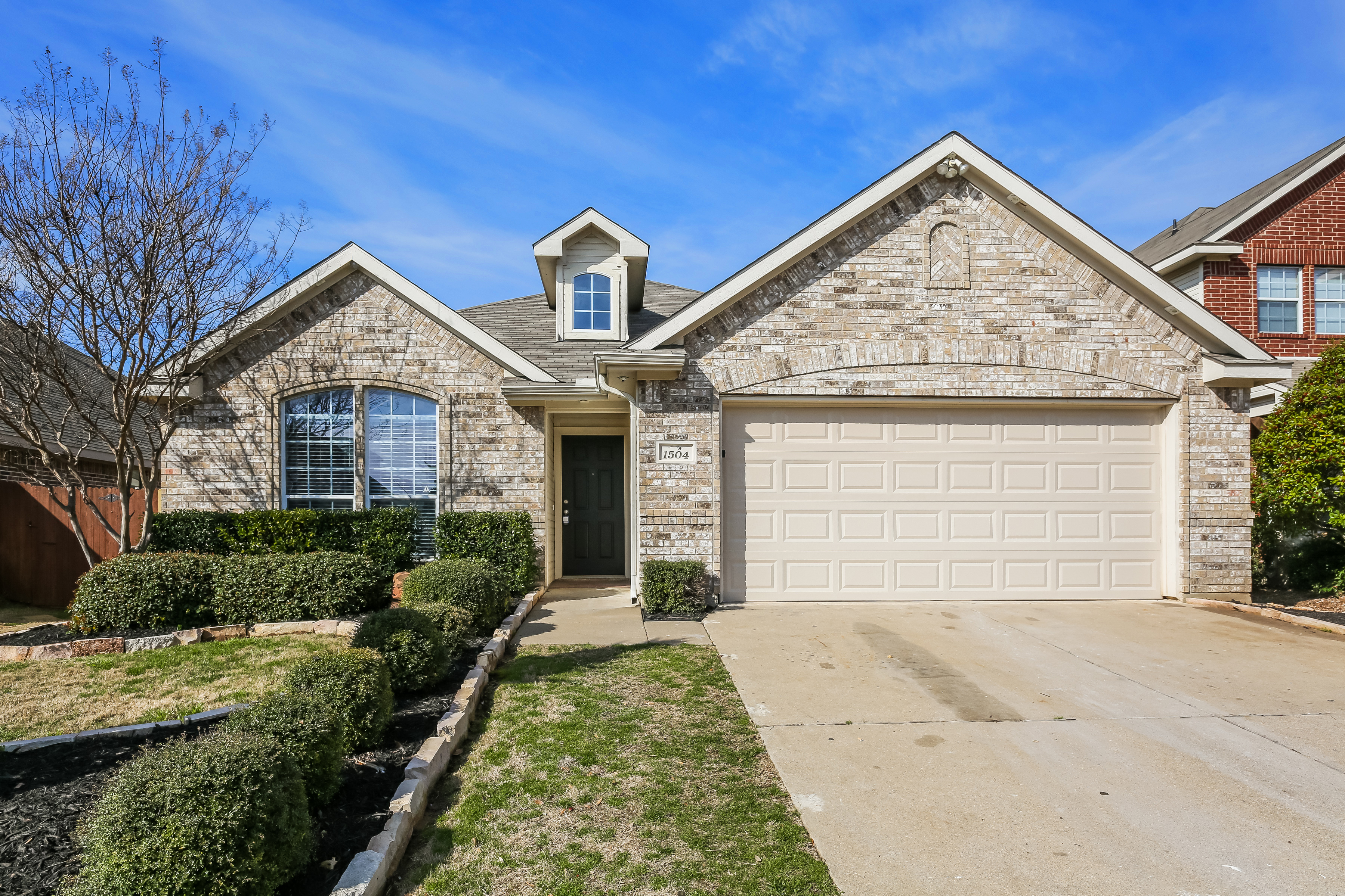 1504 Wickham Dr Burleson, TX 76028